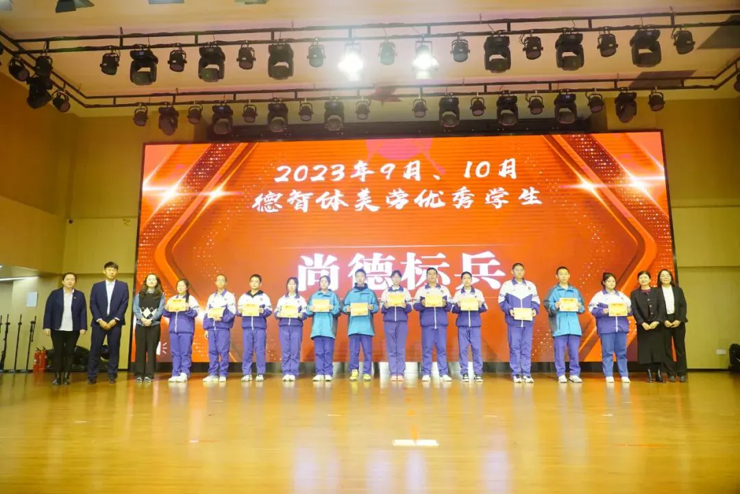 刻苦训练篮球时如何避免受伤的建议_0